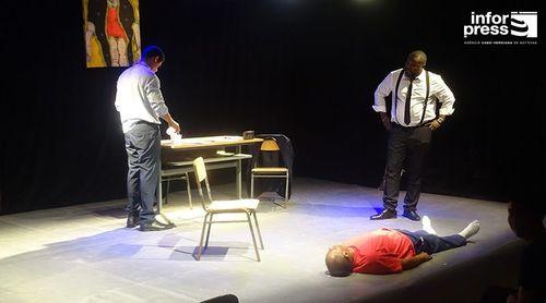 Ilha do Sal: Peça "A Desclarificação" abre festival SalEncena com “comédia sombria” e reflexão social
