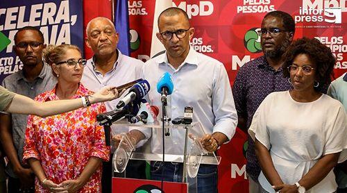 Autárquicas 2024/Praia: Abraão Vicente reconhece derrota e parabeniza Francisco Carvalho pela vitória