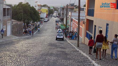 Autárquicas 2024/Porto Novo: Candidatos a presidente da câmara municipal dividem contactos entre cidade e zonas rurais   