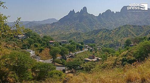 Autárquicas 2024/São Lourenço dos Órgãos:  Contacto porta-a-porta continua a ser estratégia dos partidos na conquista do voto