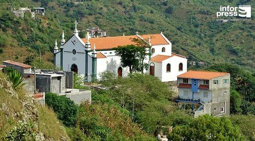 Autárquicas 2024/Santa Catarina: Candidatos dedicam dia de hoje à missa em honra a Santa Padroeira