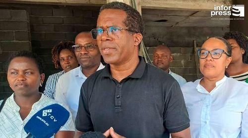 São Lourenço dos Órgãos: Deputados do PAICV preocupados com habitações sociais e atrasos nas obras do Auditório Municipal