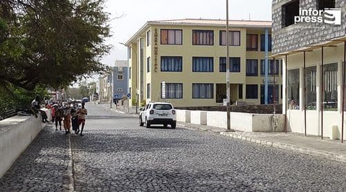 Porto Novo: Aposentados da câmara municipal exigem revisão e pagamento da pensão de reforma