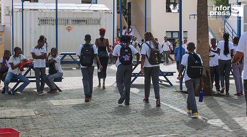 Ano lectivo arranca com normalidade nas escolas secundárias da Cidade da Praia