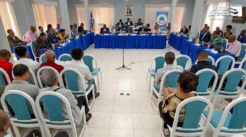 Ilha do Sal: Assembleia Municipal aprova profissionalização a tempo inteiro dos oito vereadores eleitos 