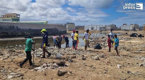 Boa Vista: Comunidade do Bairro da Boa Esperança une-se em acção de limpeza da zona
