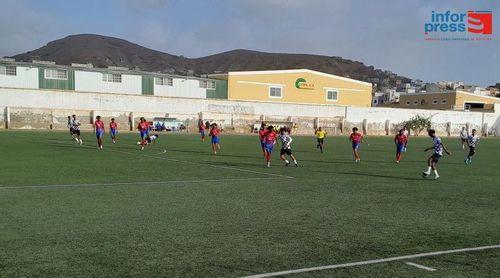 Futebol/Sub-17: FCF remarca dias e horas das meias-finais e final do campeonato de Cabo Verde