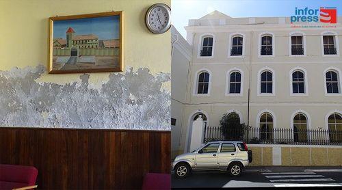 São Vicente: Entre o mofo e paredes descascadas Biblioteca Municipal clama por intervenção (c/áudio)