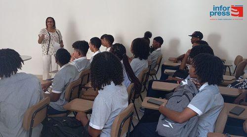 Directora do Museu da Educação pede mais engajamento dos professores no incentivo dos alunos à leitura