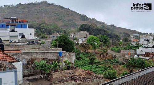 Autárquicas 2024/Brava: Francisco Tavares e Amândio Brito intensificam acções de campanha porta-a-porta 