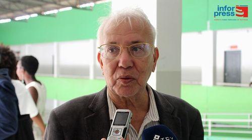 Docente Carlos Sacadura defende retorno da ética e do pensamento crítico ao centro da educação