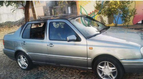 Porto Novo: Incêndio destrói parcialmente viatura do actor de teatro César Lélis