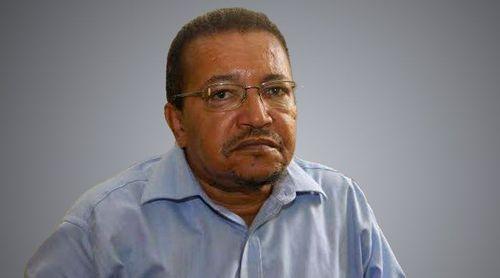 Óbito: Morreu Carvalho Santos, um dos pioneiros do jornalismo pós-independência de Cabo Verde