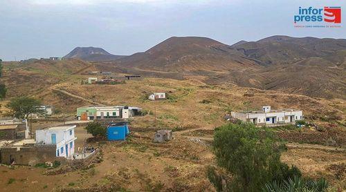 Porto Novo: Famílias no Planalto Norte animadas com possibilidade de ter luz eléctrica em casa pela primeira vez