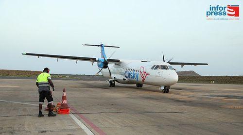 Novo ATR 72-600 da TACV aterrou hoje na Cidade da Praia