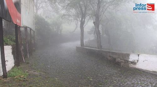 Brava: Chuvas moderadas levam à suspensão de aulas devido às condições meteorológicas