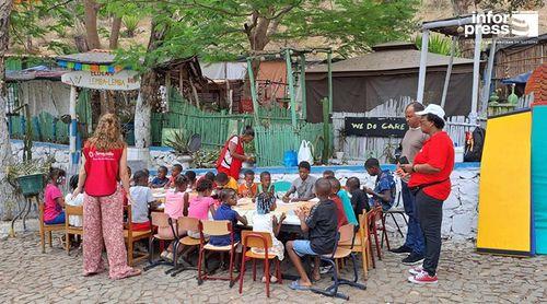 São Lourenço dos Órgãos: Fundação Sima Júlia elabora programa para mês dos avós
