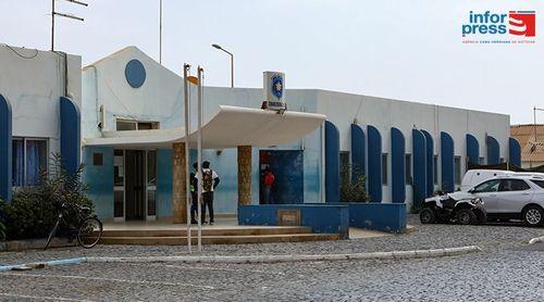 Ilha do Sal: Funcionário de evento detido por suspeita de tráfico tenta fuga e acaba baleado pela Polícia