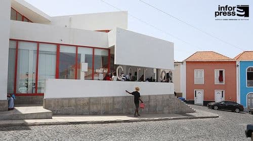 São Filipe: Correios de Cabo Verde promove conversa sobre era digital e instalação do primeiro cacifo na ilha