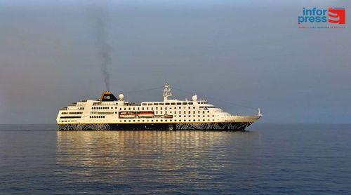 São Nicolau: Chegada simultânea de dois navios de cruzeiro é marco para colocar a ilha na rota turística - SN Turismo
