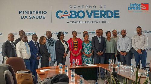 Cabo Verde com financiamento do Fundo Global para instalação de duas fábricas de oxigénio - ministra 