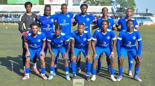 Futebol/Santiago Sul: Desportivo da Praia goleia Vitória (4-1) e isola-se no segundo lugar