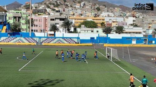 Futebol/São Vicente: Amarante afasta Académica da corrida ao título com vitória de 1-0