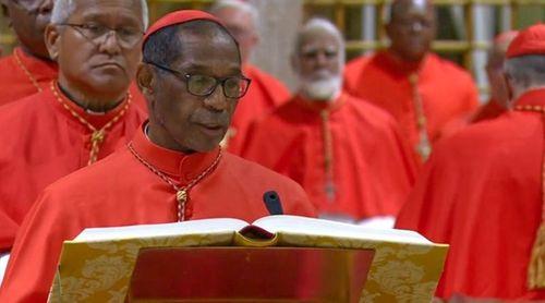 Dom Arlindo Furtado fala em ambiente familiar na eleição do Papa Leão XIV