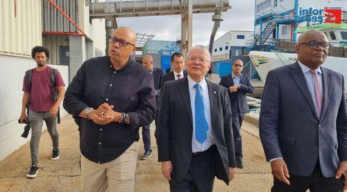 São Vicente: Embaixador do Japão satisfeito com condições do Complexo de Pesca da Cova d’Inglesa