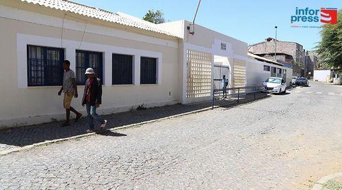 Praia: Escola Básica Paz e Amor ganha Biblioteca Digitalizada para potenciar literacia digital e hábitos de leitura