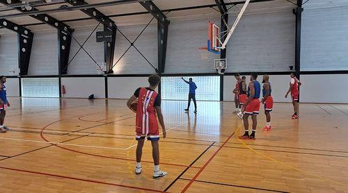 Seleção Nacional de Basquetebol inicia estágio em Paris rumo ao Afrobasket 2025