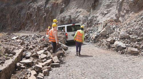 Porto Novo/Estrada: Ministro das Infra-estruturas confirma que os pontos mais críticos estão transitáveis