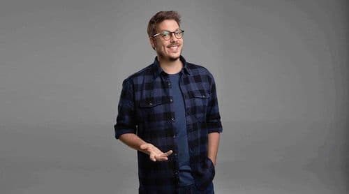 Praia: Fábio Porchat esgota primeira sessão e confirma força do stand-up comedy em Cabo Verde