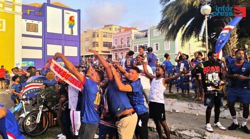São Vicente: ‘Fan zones’ e convívios mobilizam adeptos para apoiar Cabo Verde no jogo decisivo frente à Arábia Saudita