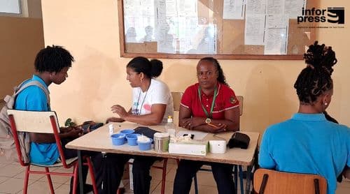 Delegacia de Saúde de Santa Catarina reforça acções de proximidade junto de adolescentes nas escolas