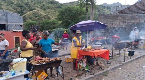 São Lourenço dos Órgãos: Festival do Milho decorreu com menos milho à venda, mas com boa aceitação