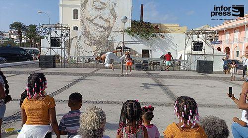 São Vicente: Associação de Peixeiras do Mindelo promove ‘flash mob’ para lançamento da nova imagem da instituição