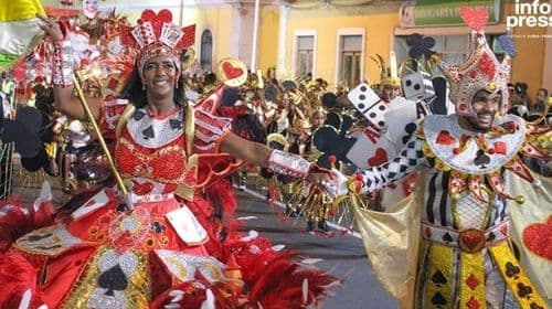 São Vicente: Flores do Mindelo escolhe enredo “Um sonho, um desejo, uma viagem da África para Amazónia” para o Carnaval 2025