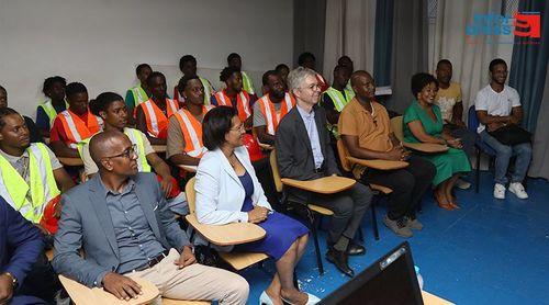 Cerca de 30 jovens da capital iniciam curso de Manobradores no âmbito do projecto “Ami ê di Paz, y bô?”