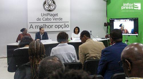 Académicos e diplomático defendem reforço da cooperação em Inteligência Artificial