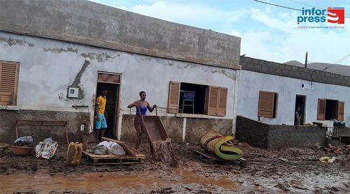 São Vicente: Chuvas intensas expõem fragilidades habitacionais na ilha