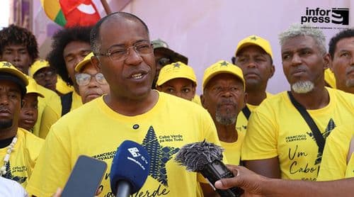 Legislativas 2026: Francisco Carvalho promete ensino superior e saúde gratuitos e transportes acessíveis se vencer eleições