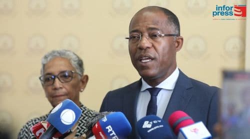 Incêndio/Ponta Belém: Francisco Carvalho defende que contexto do país exige Estado mais próximo das câmaras municipais