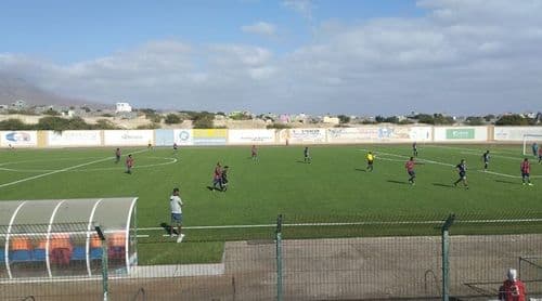 Futebol/Santo Antão Sul: Sanjoanenses e Académica goleiam e repartem a liderança do campeonato 