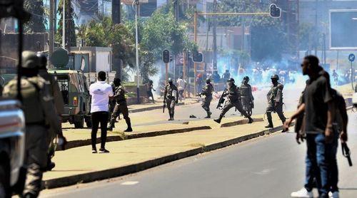 Moçambique/Eleições: Polícia diz que “basta” de manifestações e “terrorismo urbano”