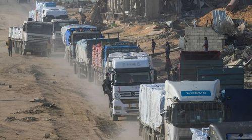 Israel deixou entrar em Gaza 107 camiões com ajuda na 5ª feira
