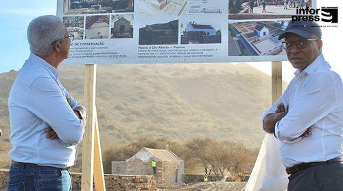 Maio: Governo apresenta projecto de asfaltagem da circular da ilha orçado em 1,4 milhões de contos