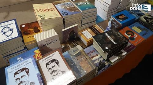 Feira do Livro na Praia expõe entre 20 e 25 mil títulos em cerca de 30 stands
