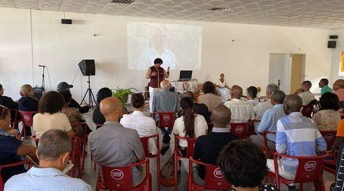 Ilha do Sal: Comandante Júlio de Carvalho homenageado por familiares, amigos e camaradas