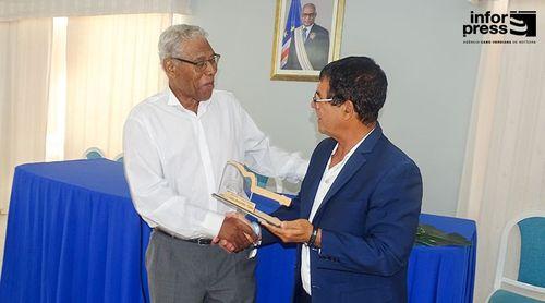 Sal: Autarquia presta homenagem a três personalidades que contribuíram para história e cultura da ilha